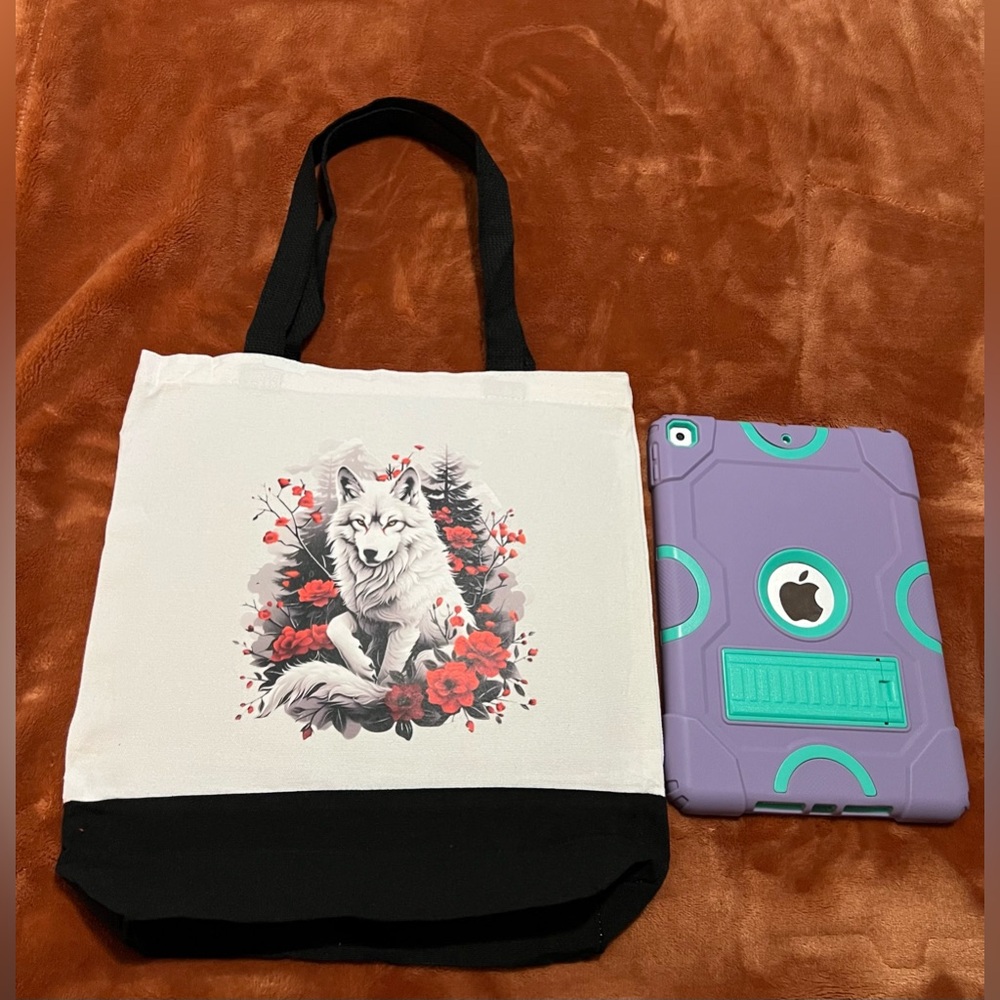 Wolf Shoulder Bag 🐺